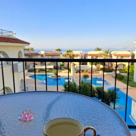 Sunrise Club *